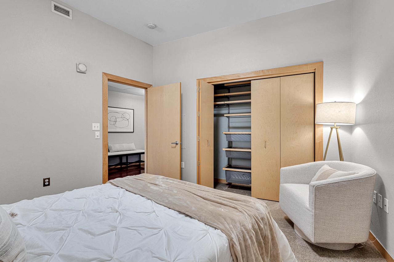 106 West Seeboth STREET 406