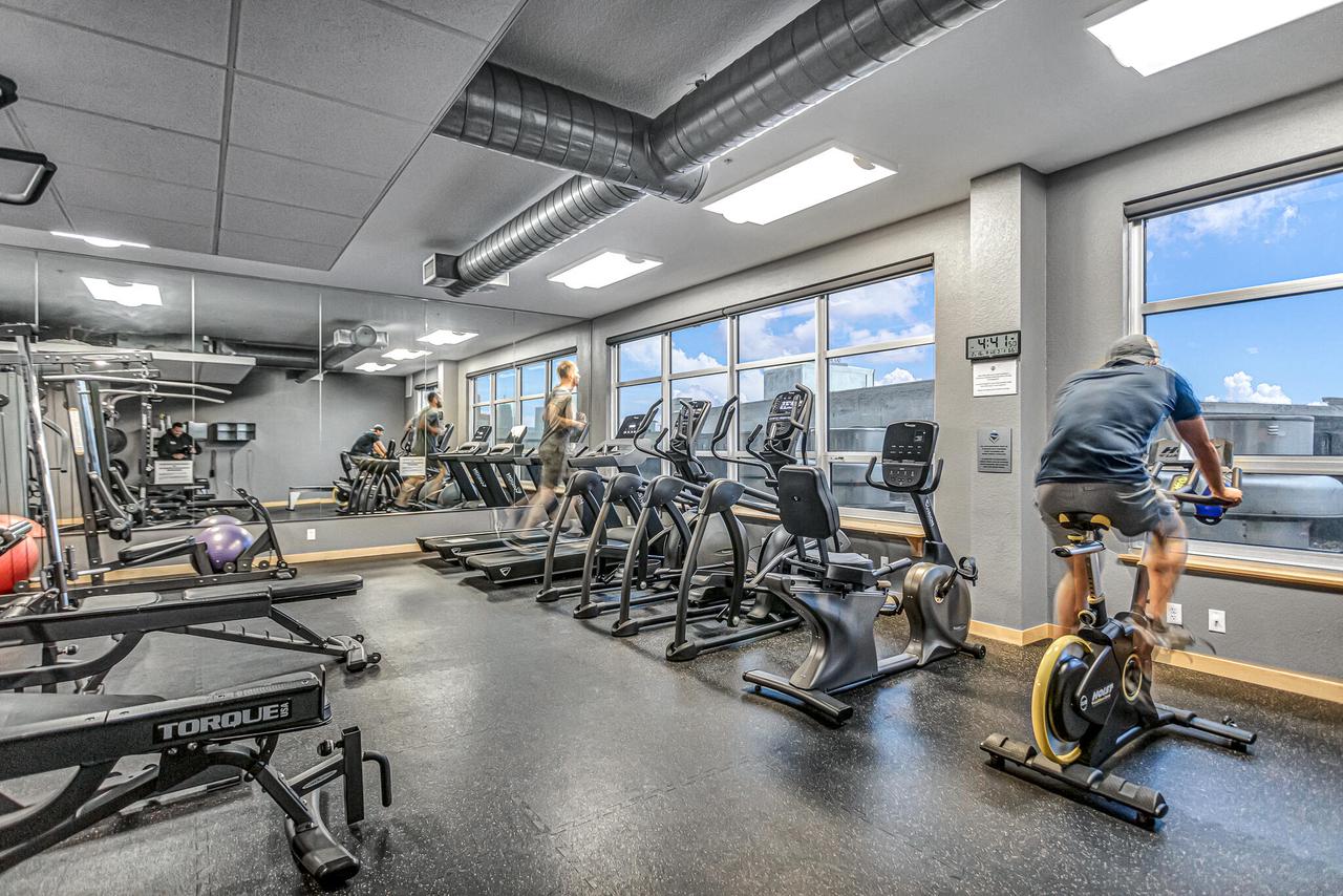 106 West Seeboth STREET 406