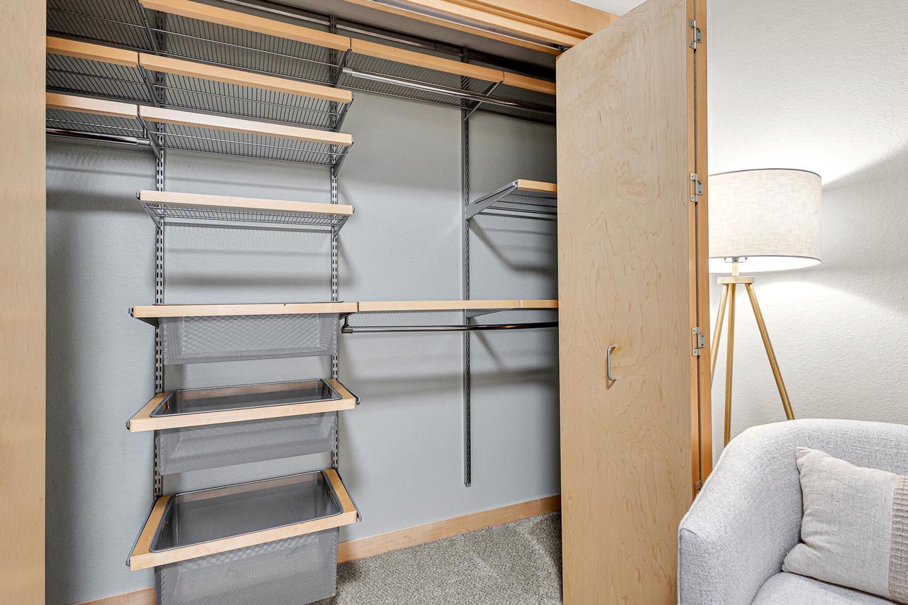 106 West Seeboth STREET 406