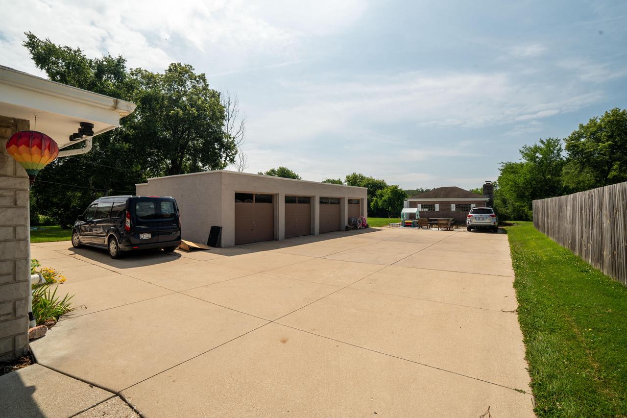13333 West Cleveland AVENUE 13335