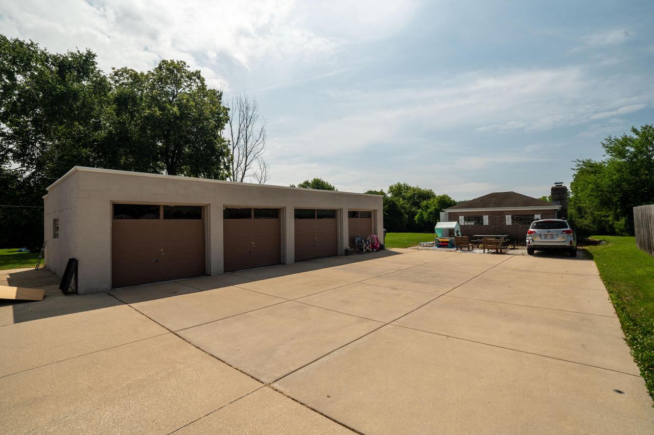 13333 West Cleveland AVENUE 13335