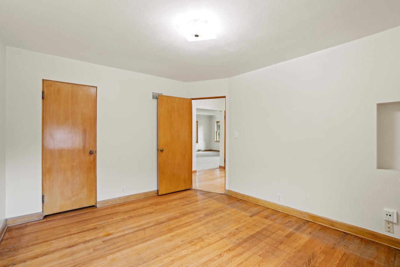 13333 West Cleveland AVENUE 13335