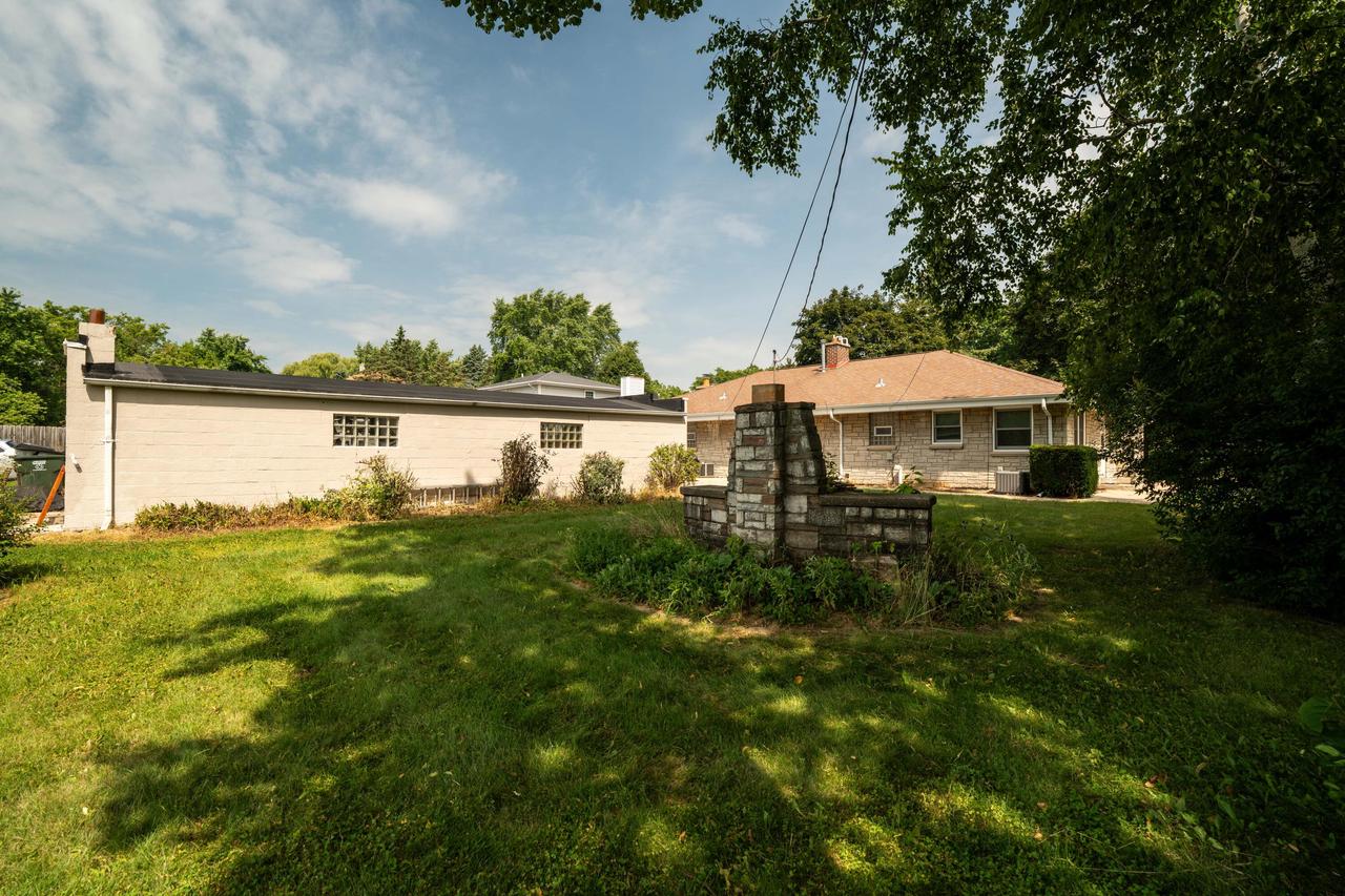 13333 West Cleveland AVENUE 13335