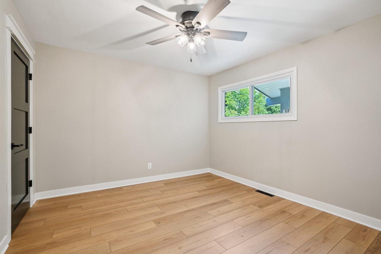 8887 Garden LANE