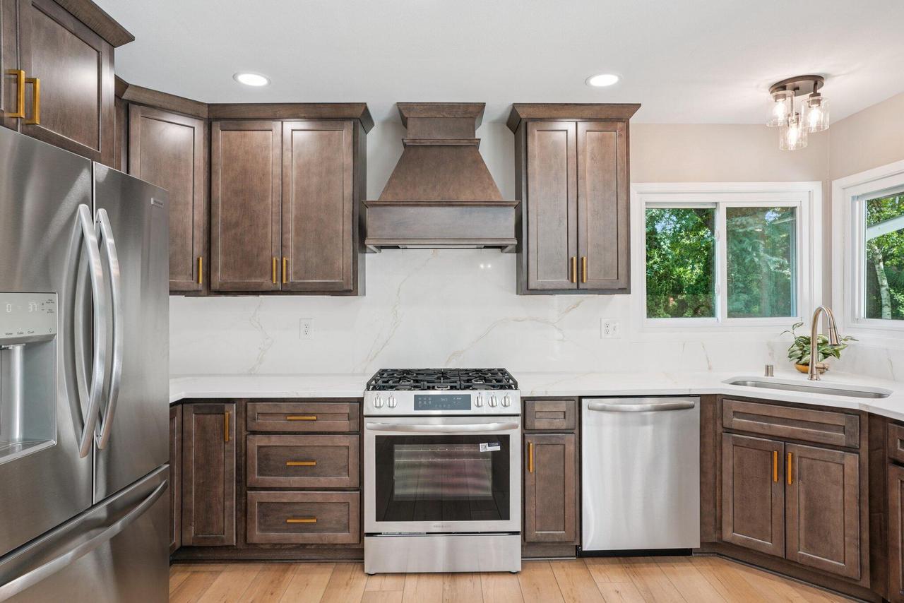8887 Garden LANE