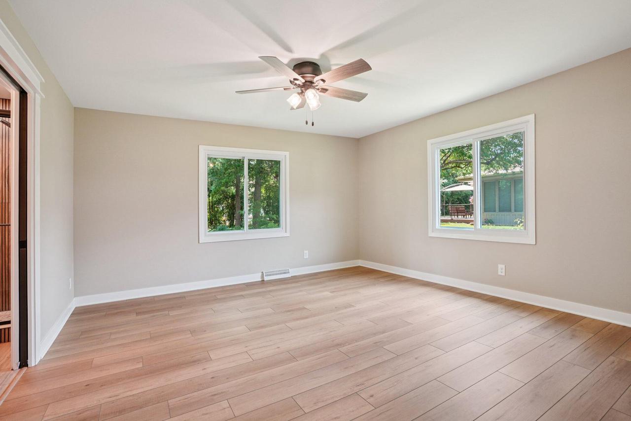 8887 Garden LANE