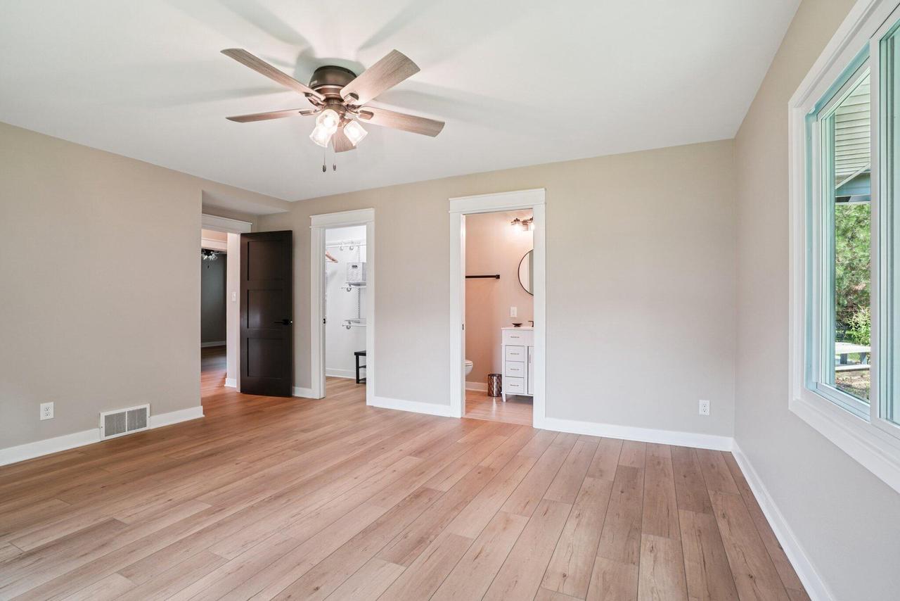 8887 Garden LANE