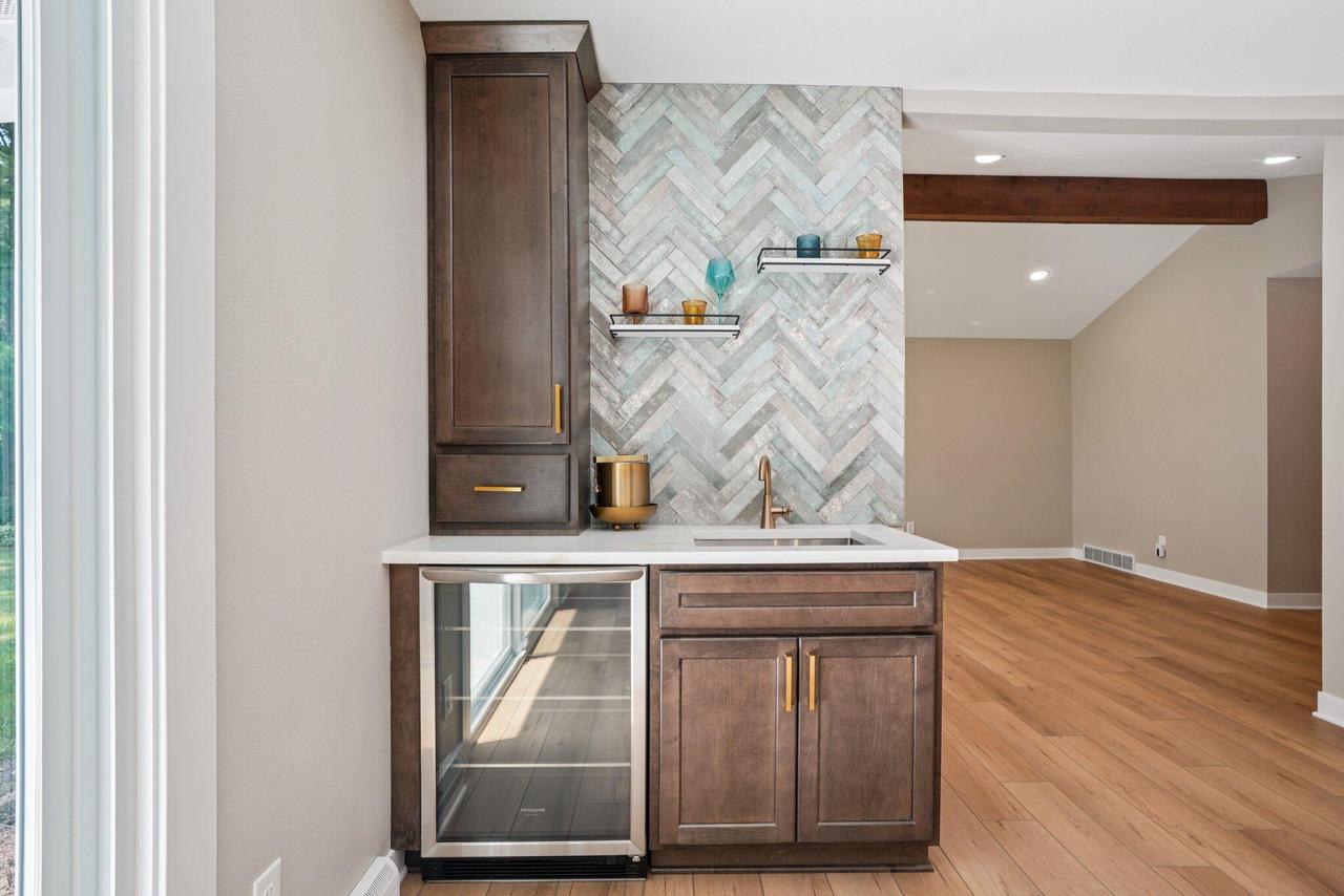 8887 Garden LANE