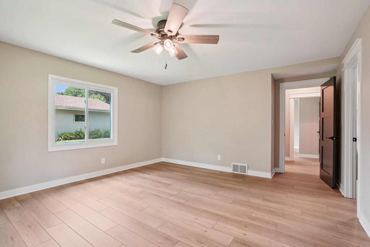 8887 Garden LANE