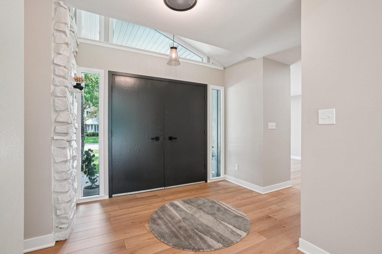 8887 Garden LANE