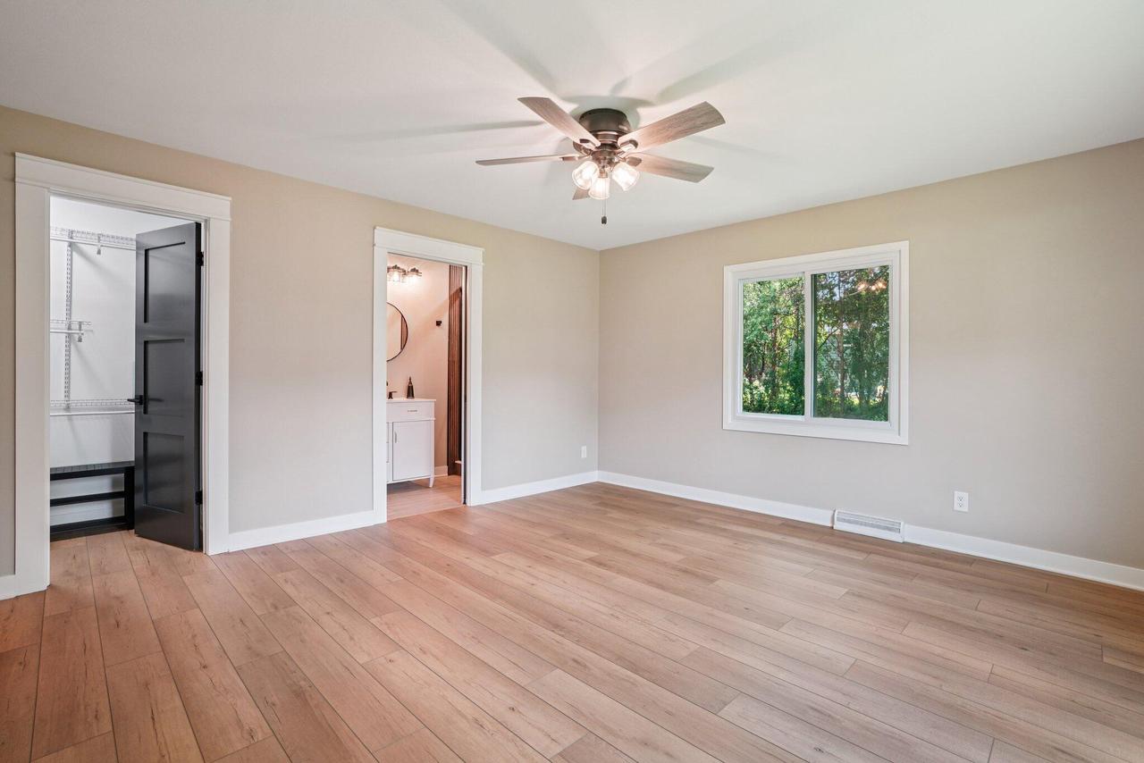 8887 Garden LANE