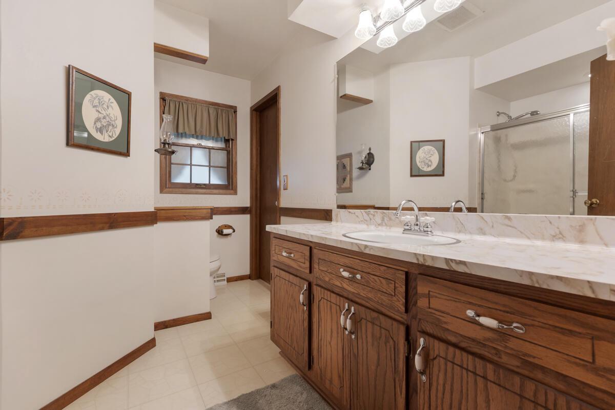 W173S7800 Westwood DRIVE