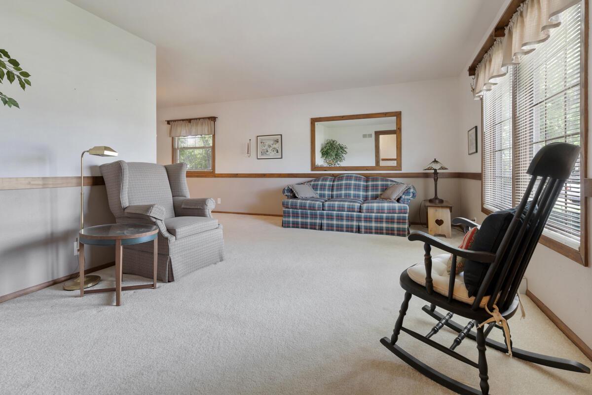 W173S7800 Westwood DRIVE