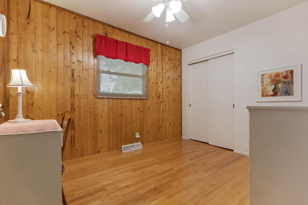 W173S7800 Westwood DRIVE