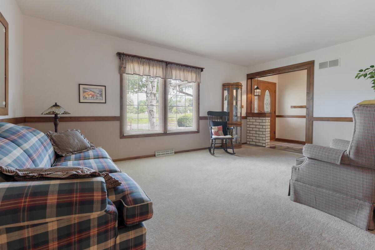 W173S7800 Westwood DRIVE