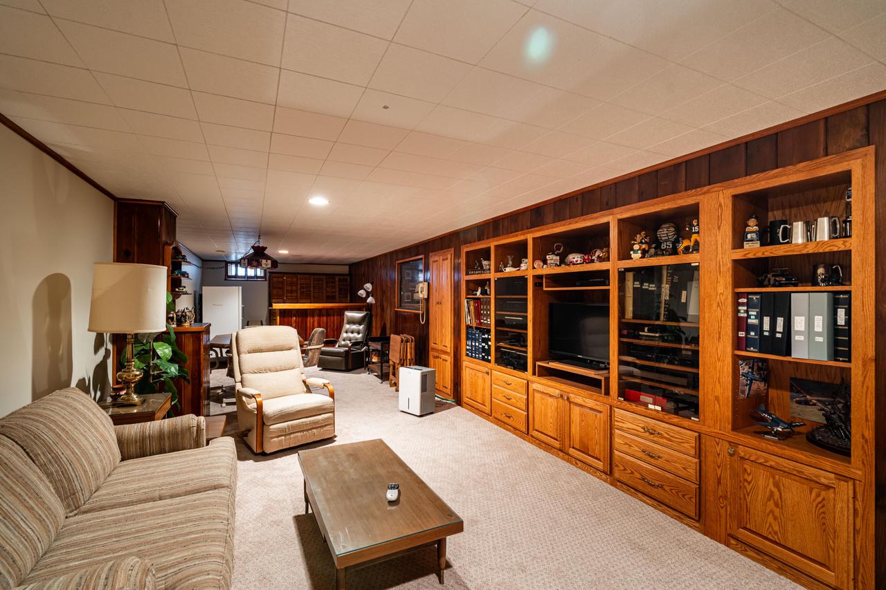 5314 West Terry AVENUE