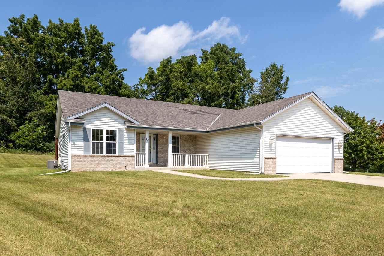 535 Island View CIRCLE