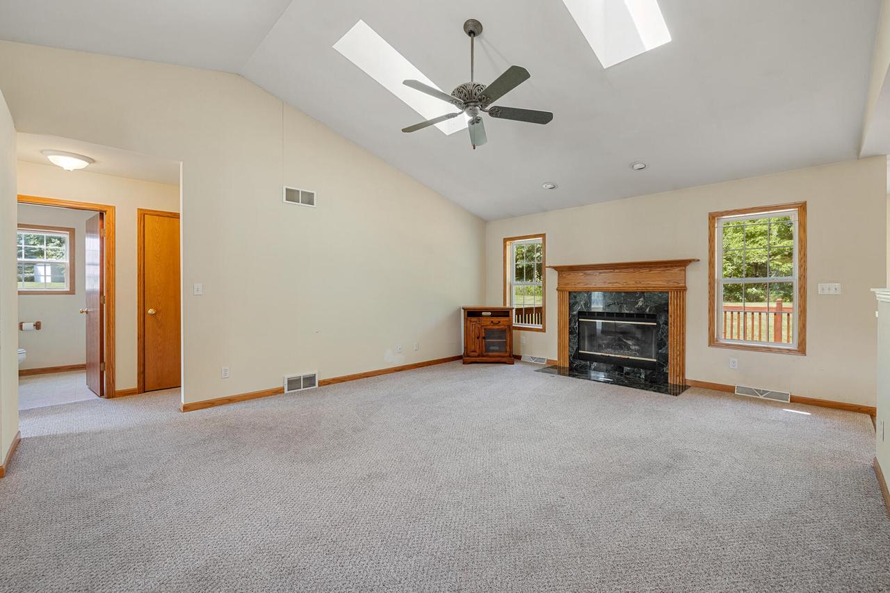 535 Island View CIRCLE