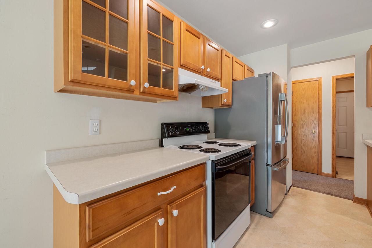 535 Island View CIRCLE