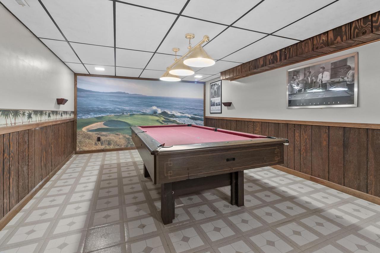 629 West Estate COURT