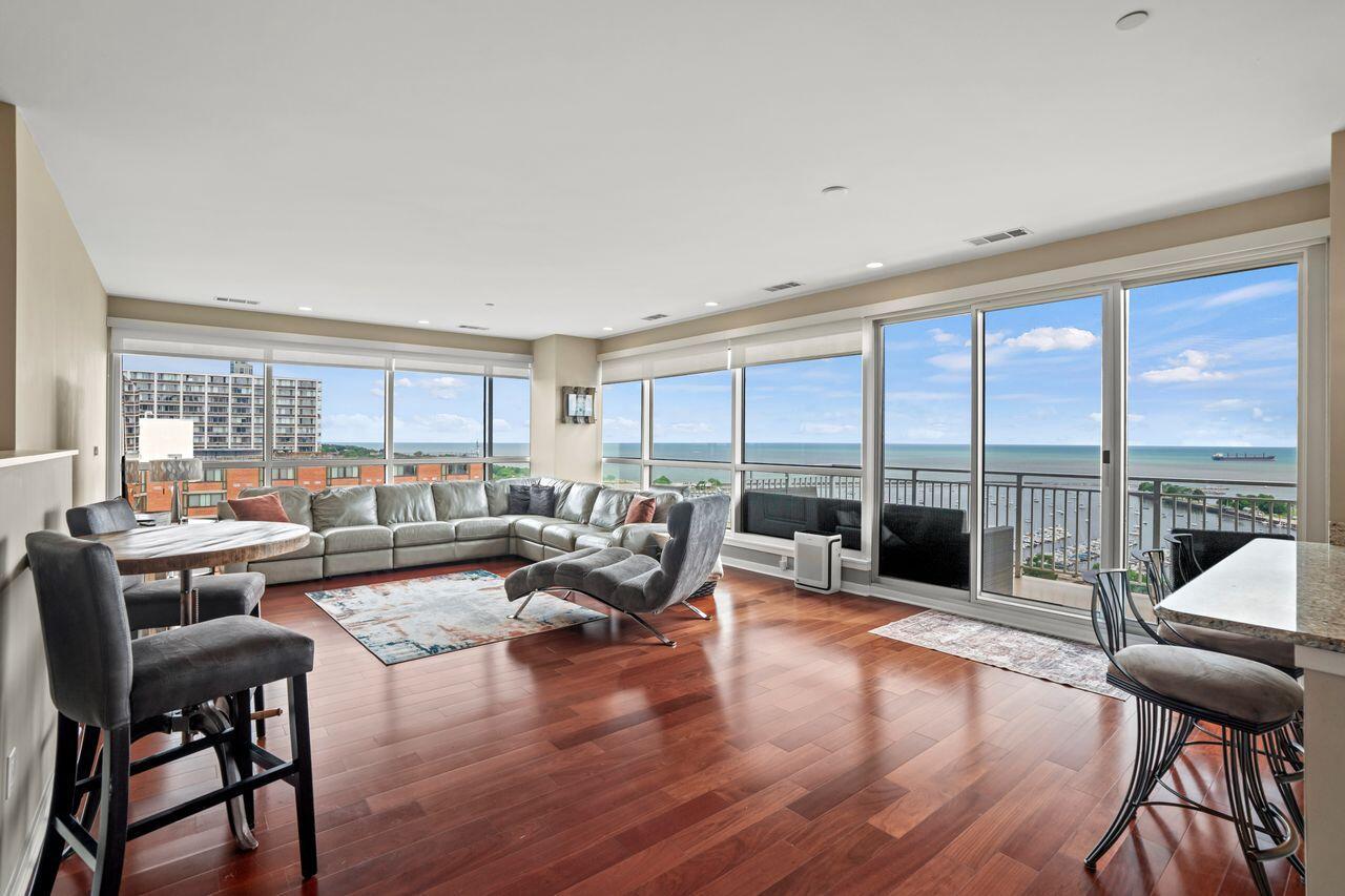 1522 North Prospect AVENUE 1405