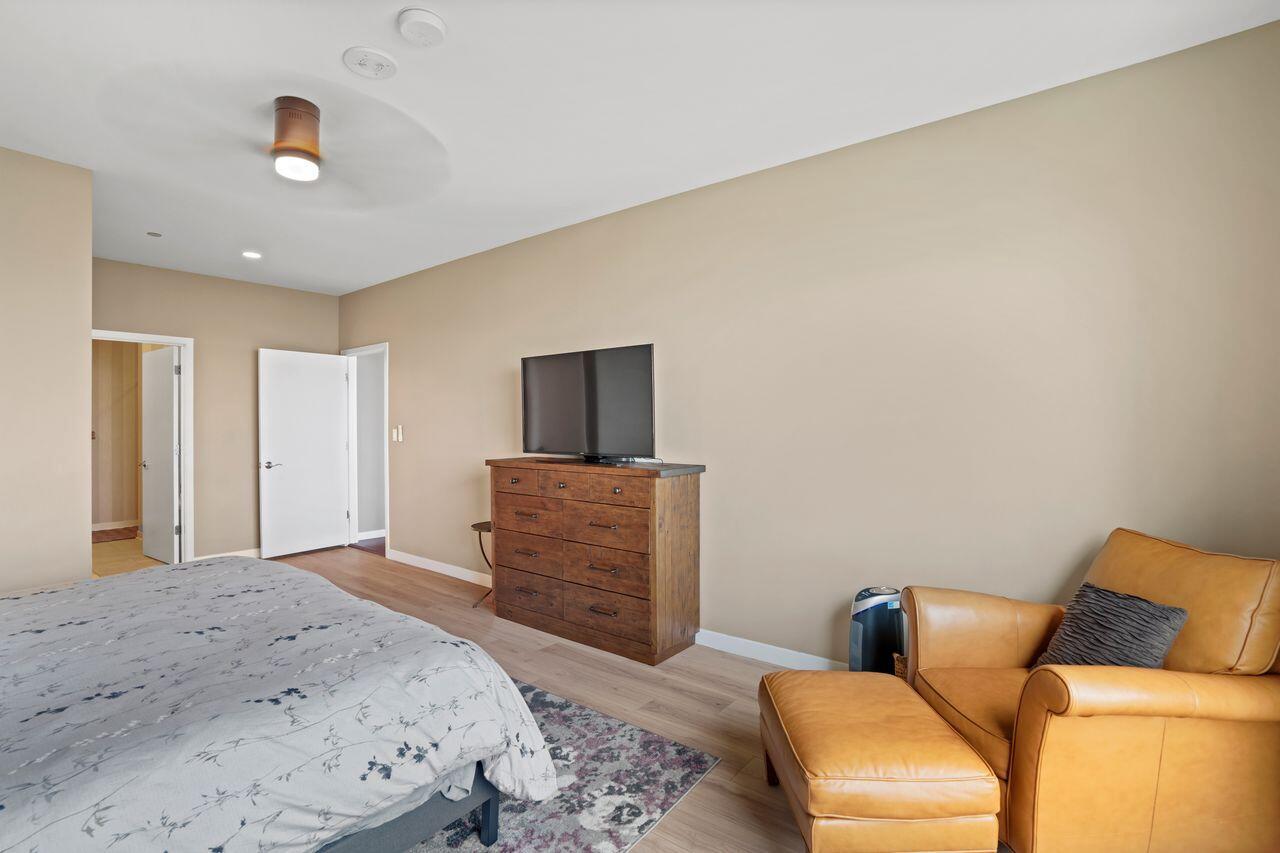 1522 North Prospect AVENUE 1405