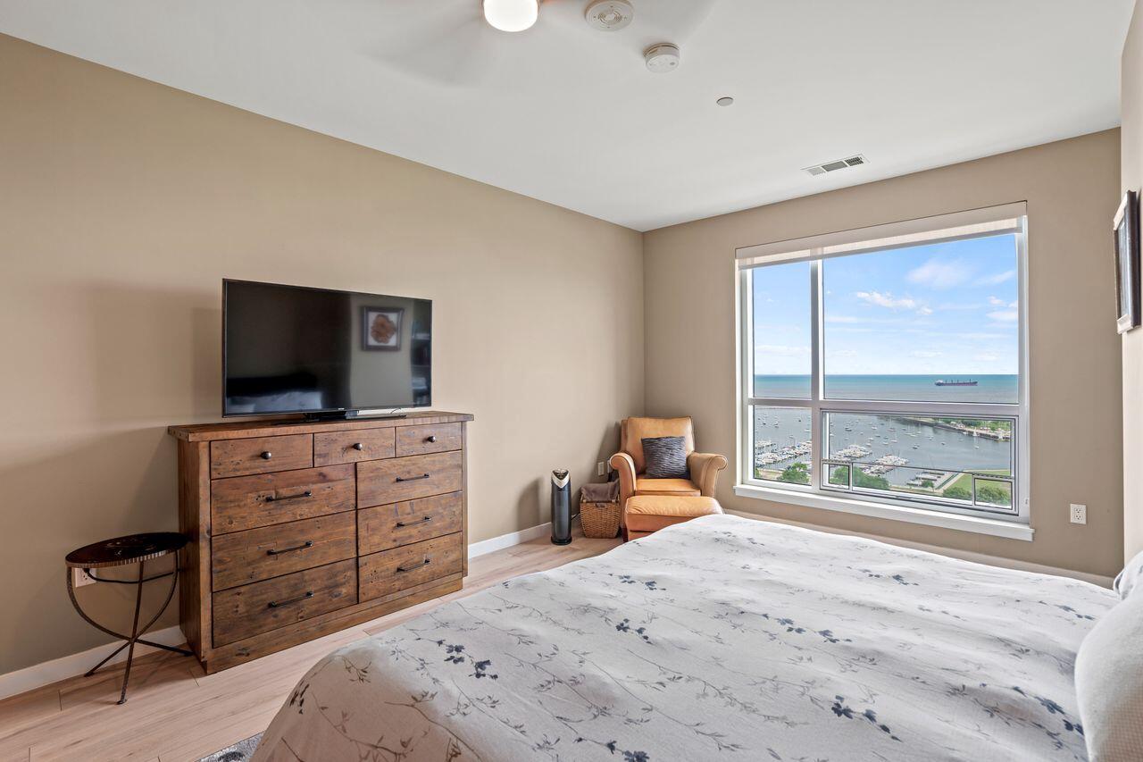 1522 North Prospect AVENUE 1405