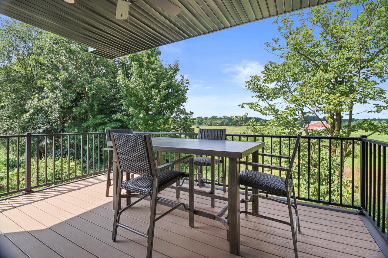 285 Sandstone STREET