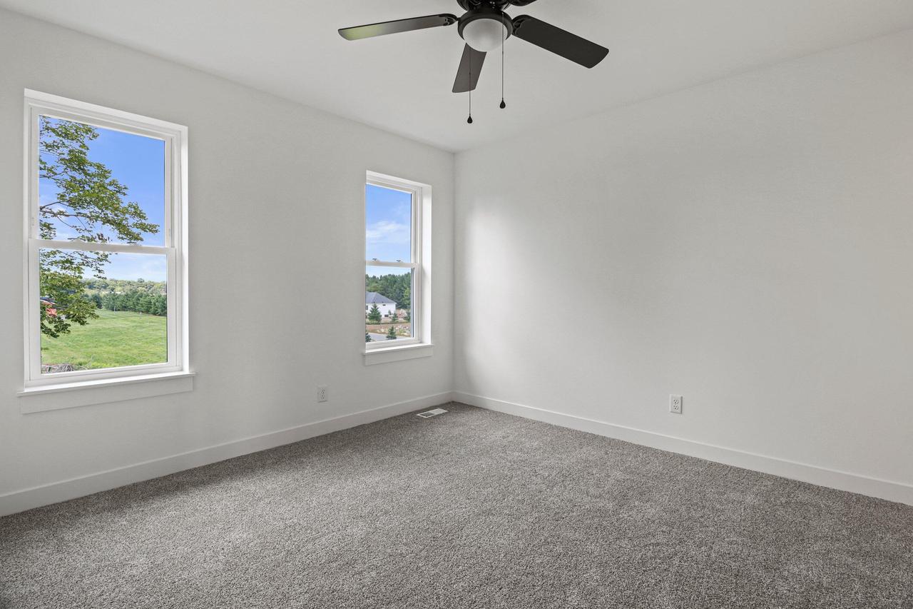 285 Sandstone STREET