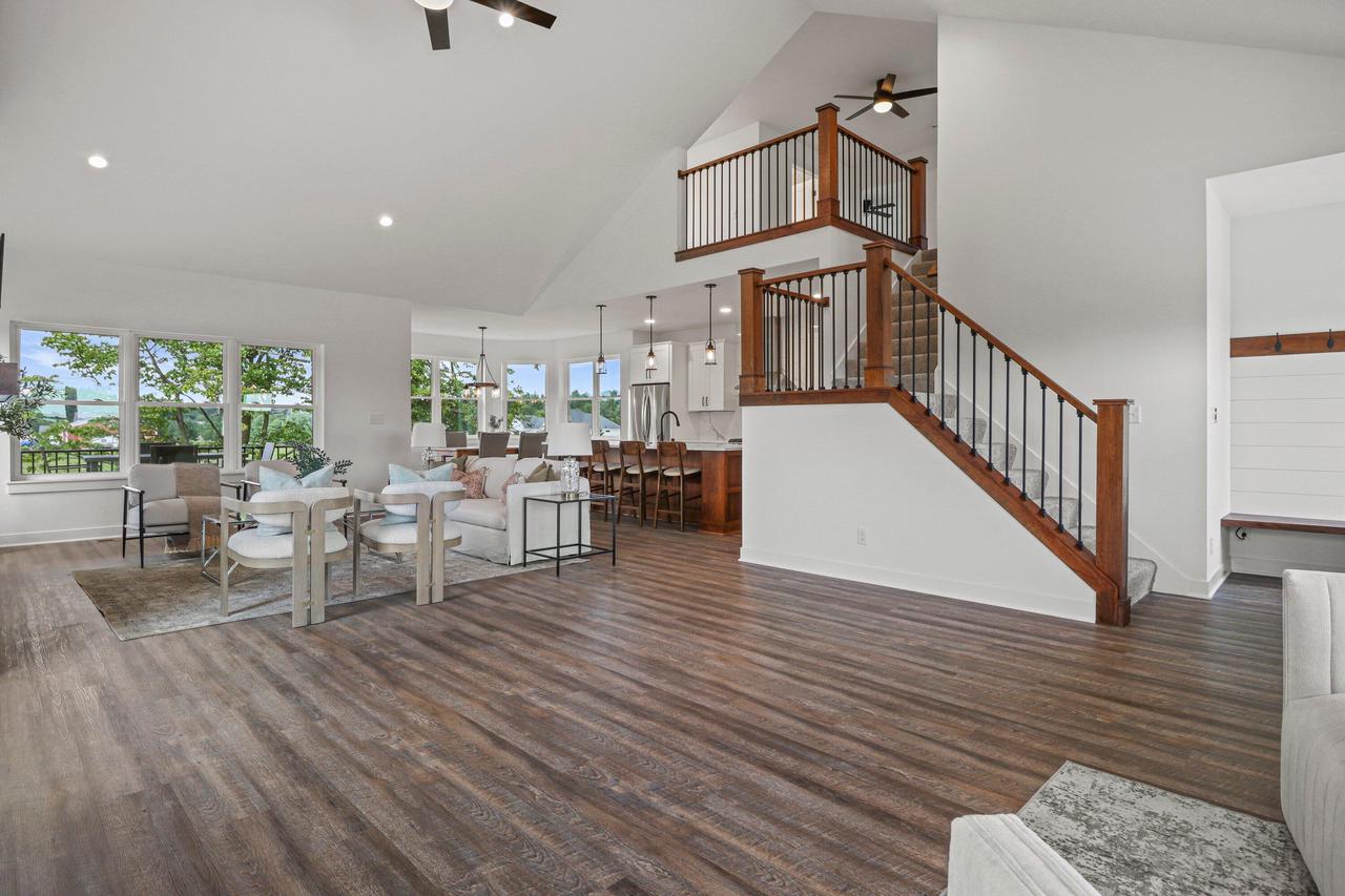 285 Sandstone STREET