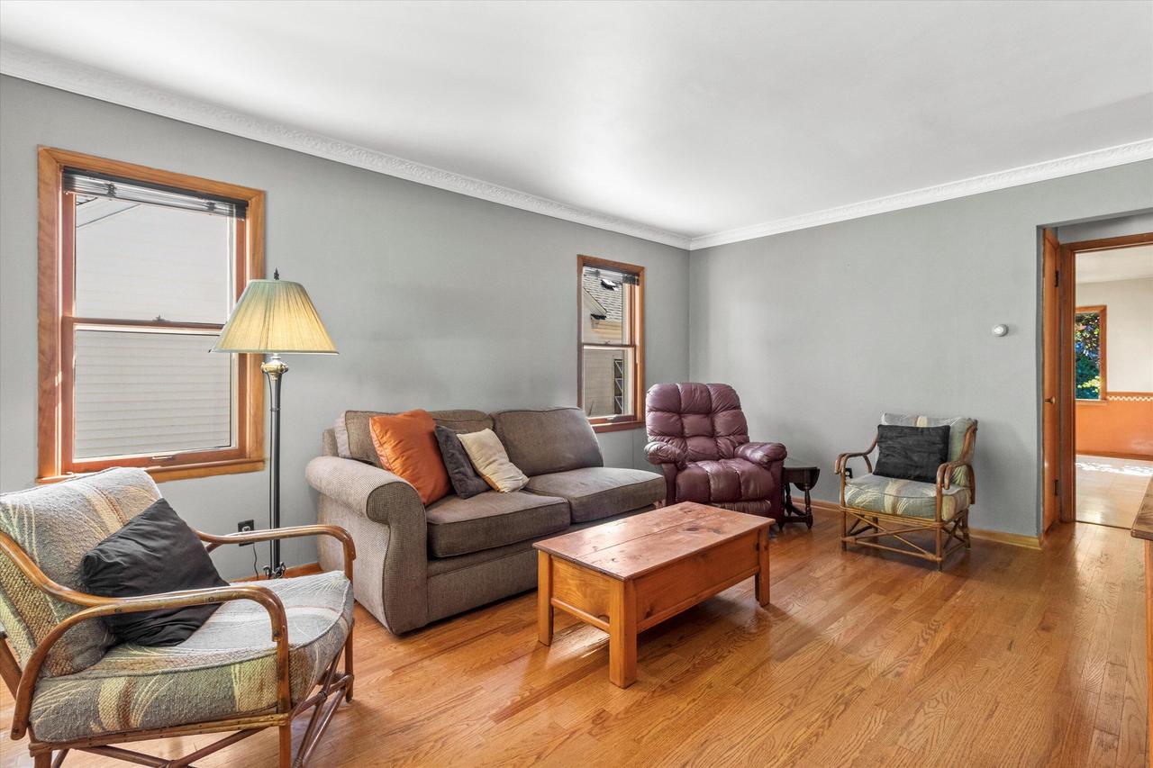 2327 North 88th STREET