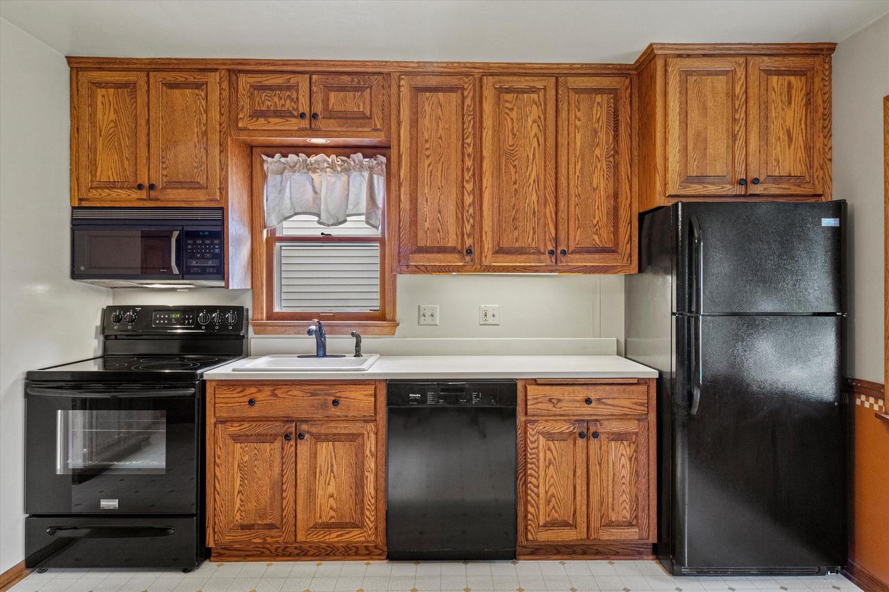 2327 North 88th STREET