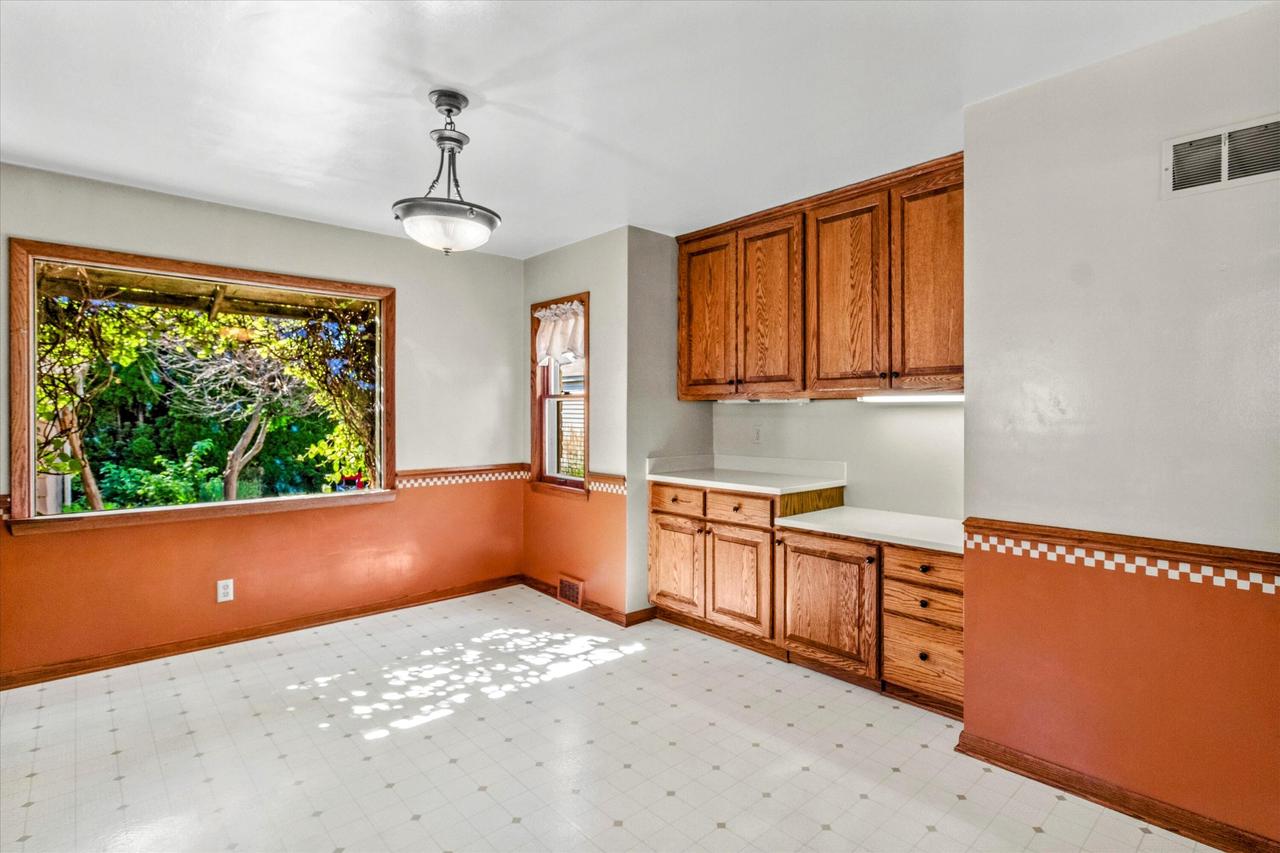 2327 North 88th STREET