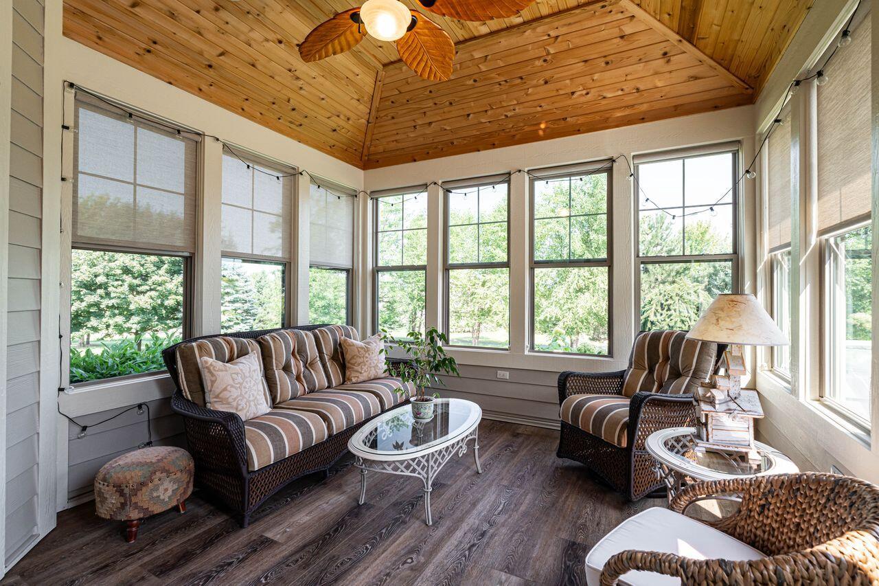 N37W23604 Broken Hill CIRCLE SOUTH South