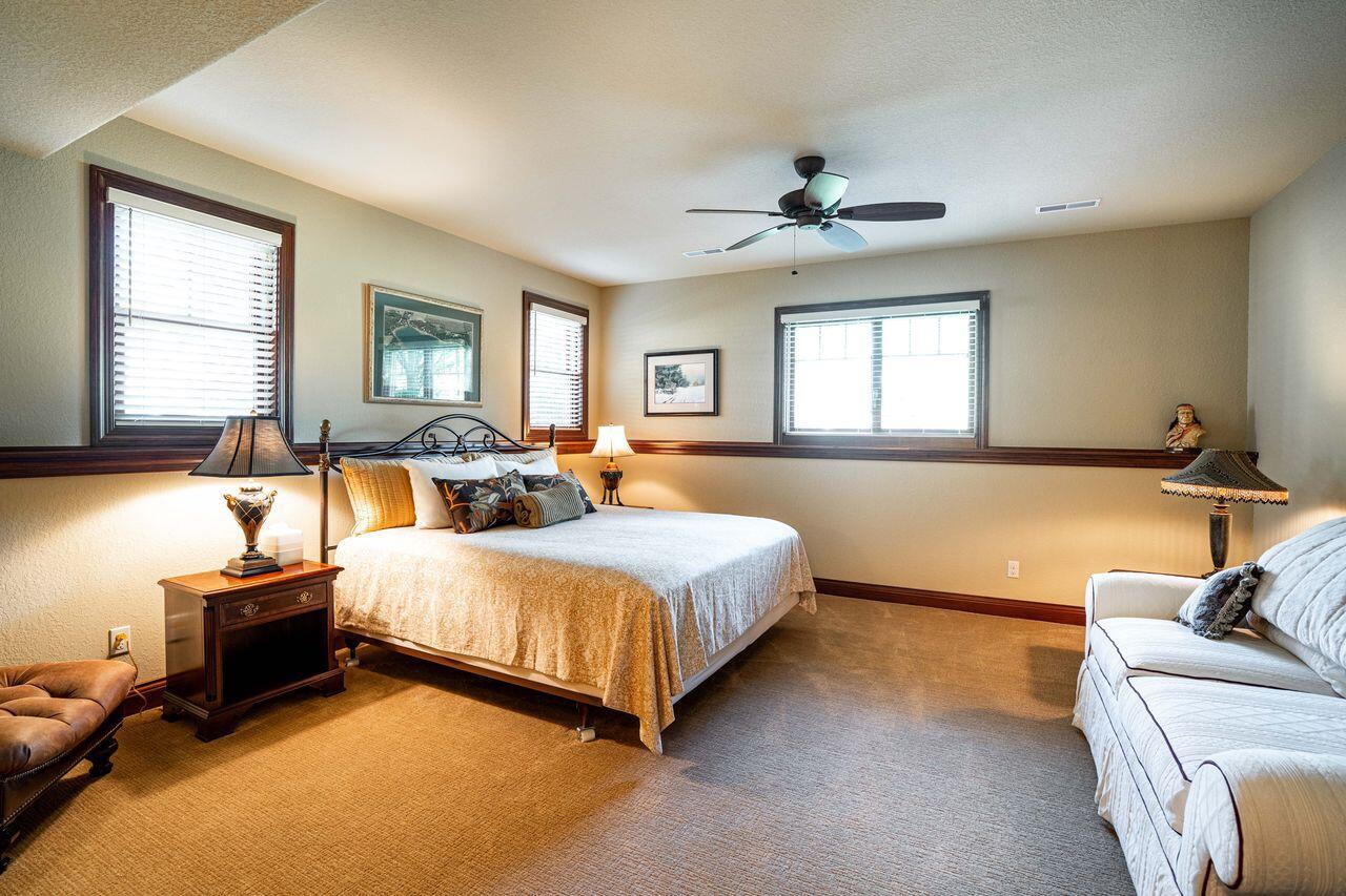 N37W23604 Broken Hill CIRCLE SOUTH South