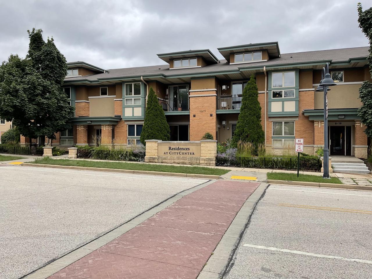 15295 West Library LANE 306