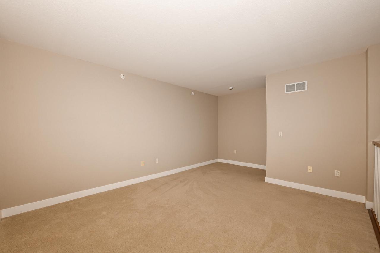 15295 West Library LANE 306