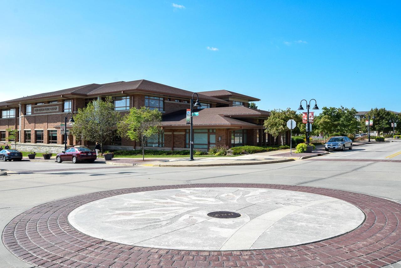 15295 West Library LANE 306