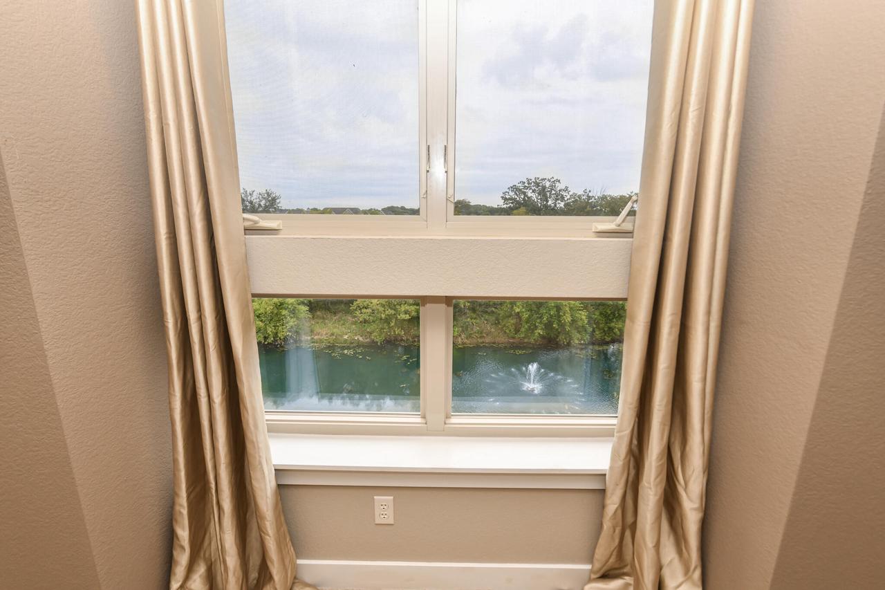 15295 West Library LANE 306