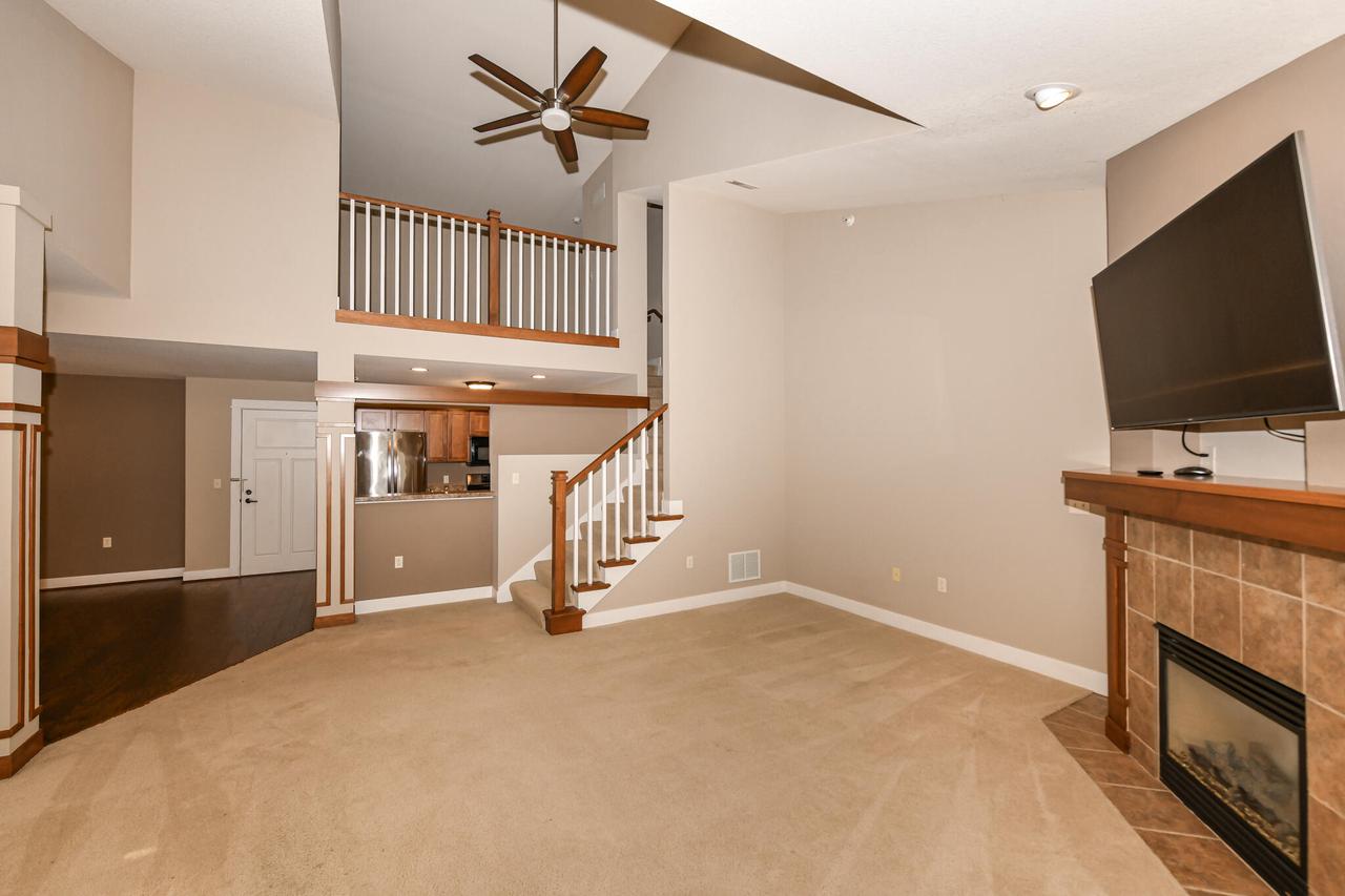 15295 West Library LANE 306