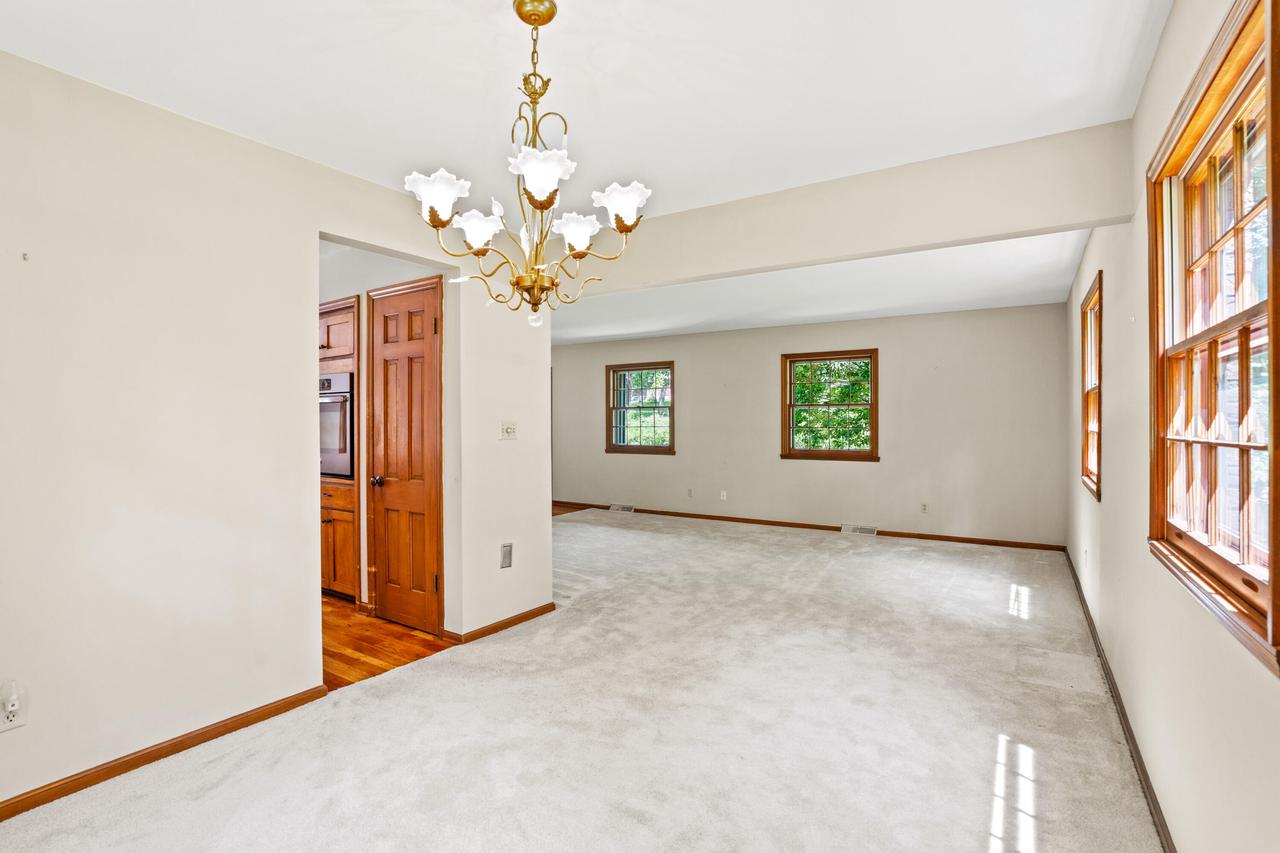 8541 West Midland DRIVE