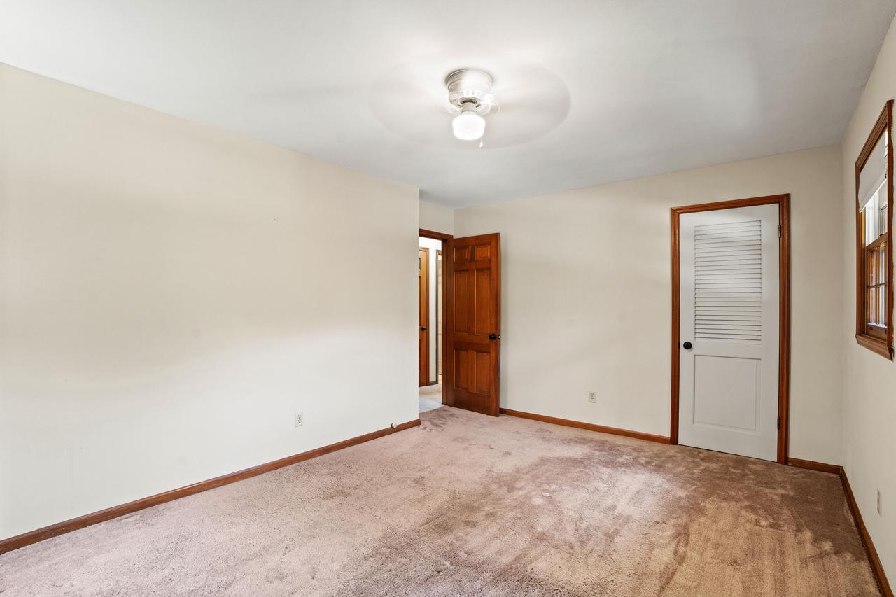 8541 West Midland DRIVE