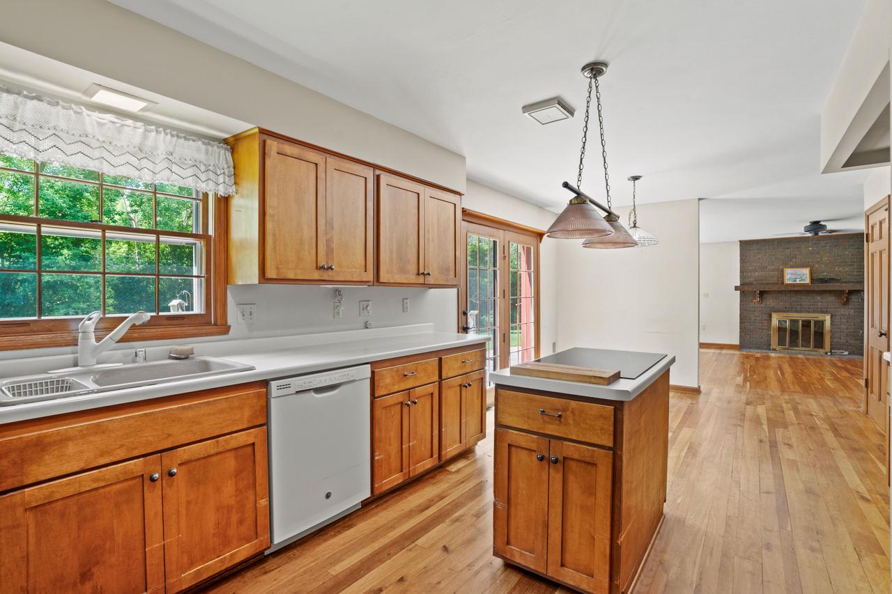 8541 West Midland DRIVE