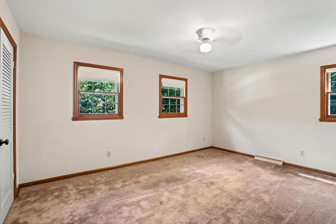 8541 West Midland DRIVE