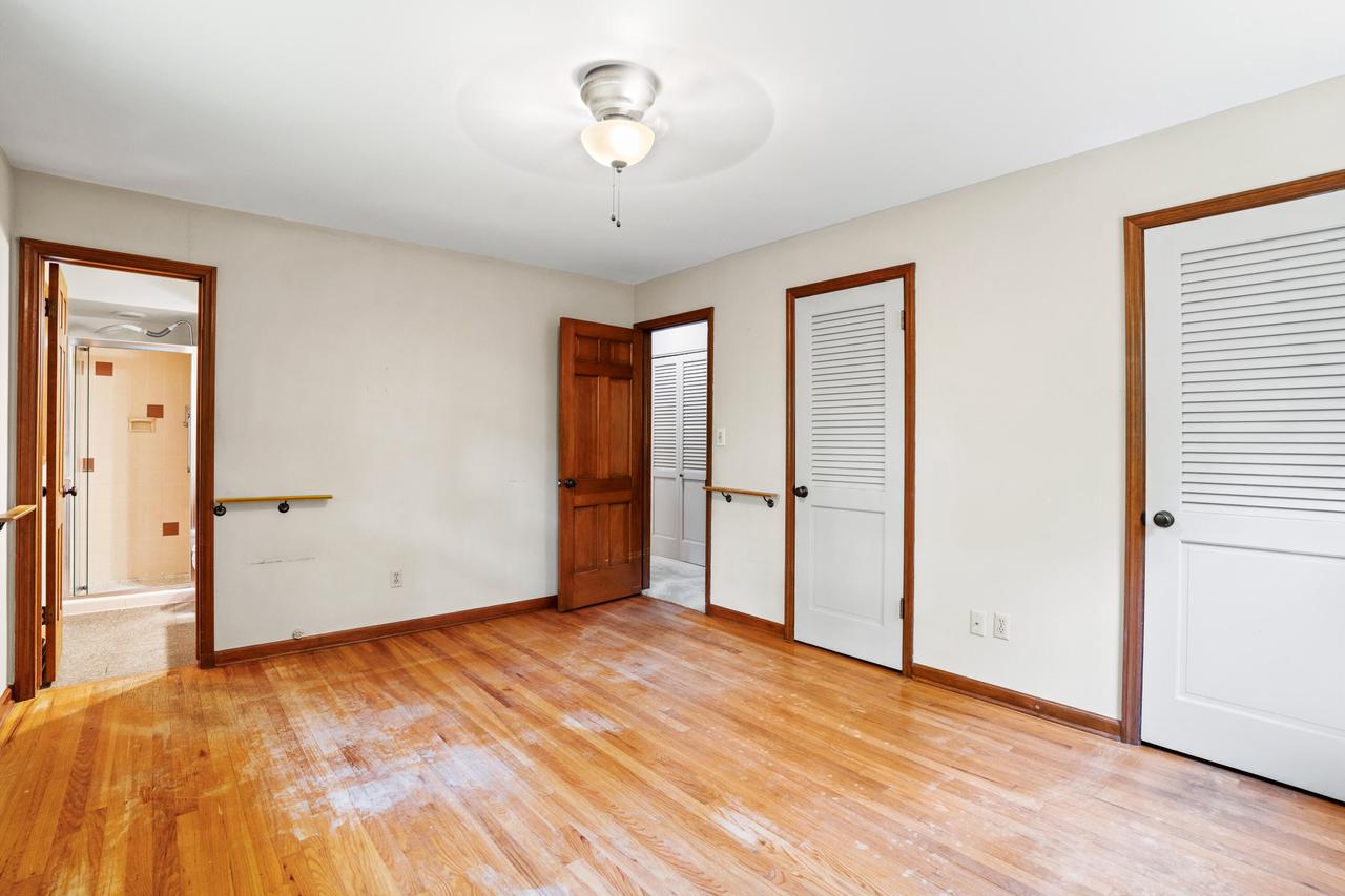 8541 West Midland DRIVE