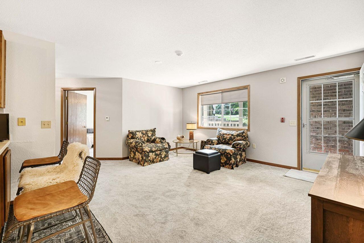 W170S7579 Gregory DRIVE H