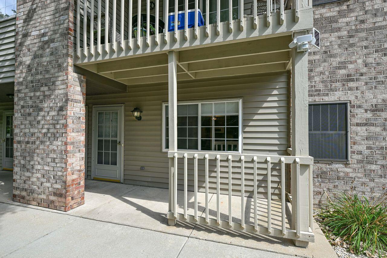 W170S7579 Gregory DRIVE H