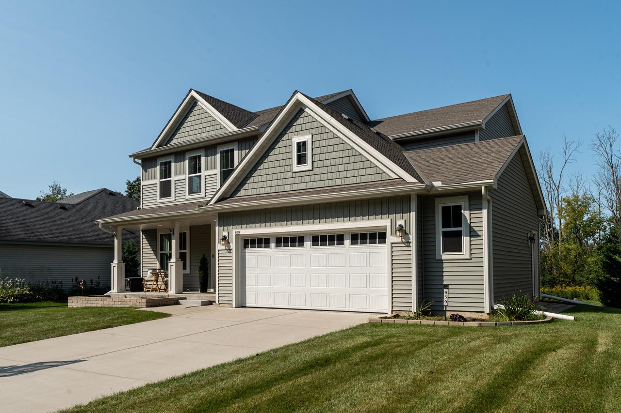 659 Yellowstone DRIVE