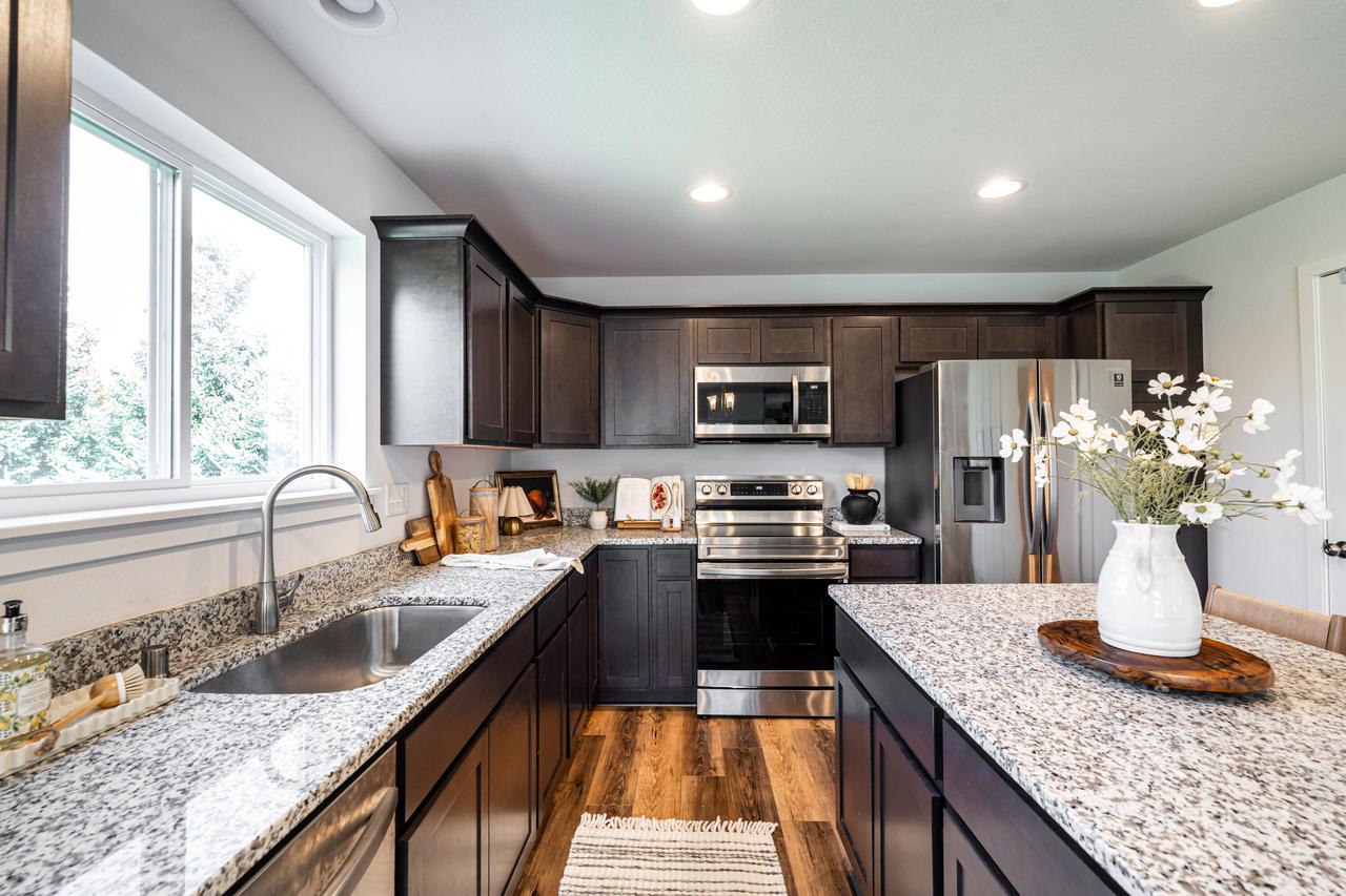 659 Yellowstone DRIVE