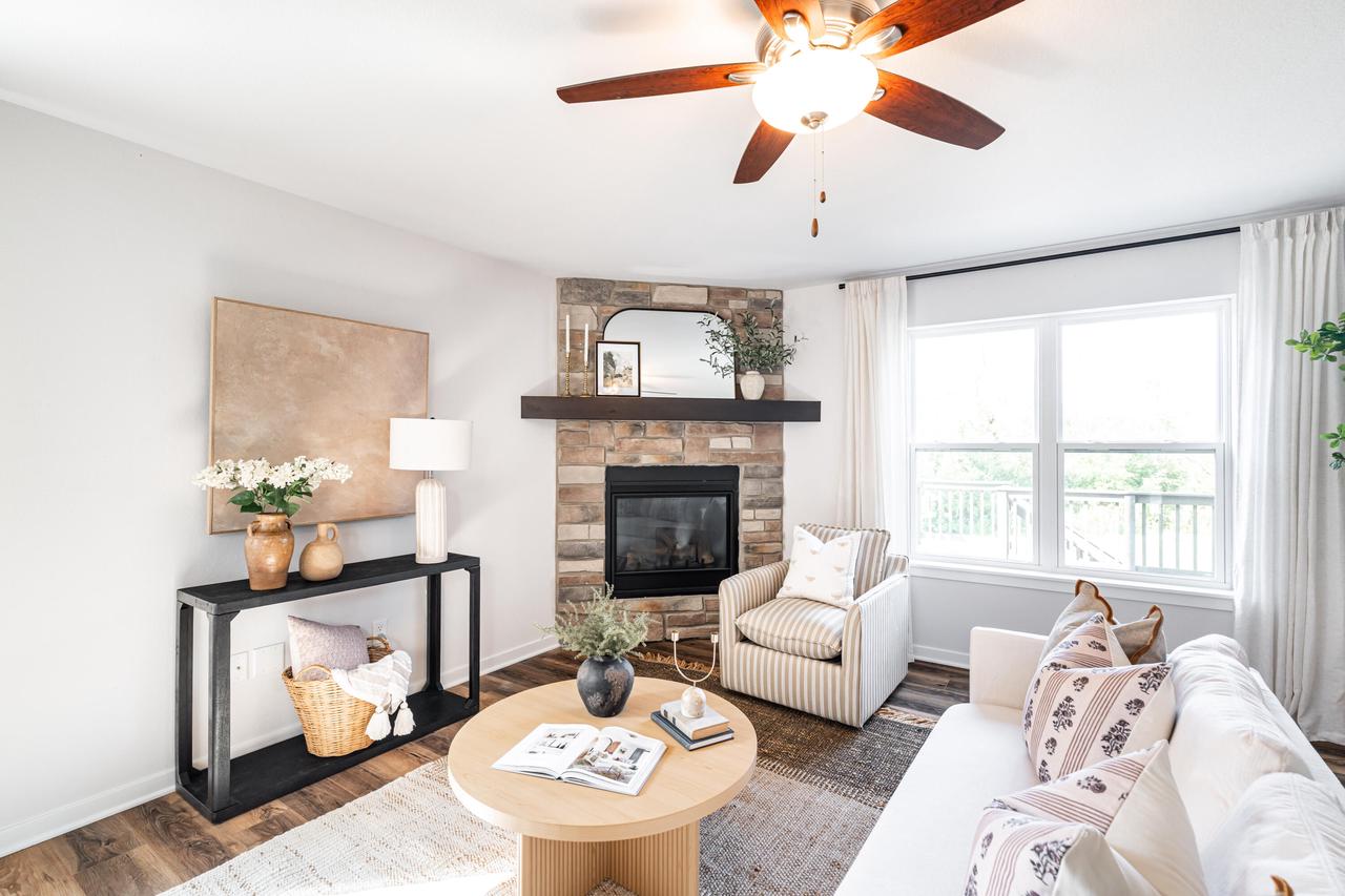 659 Yellowstone DRIVE